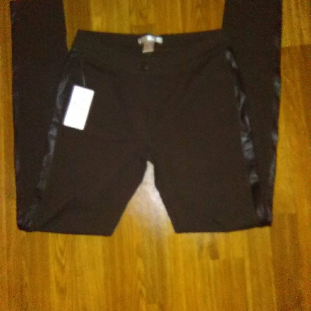 Chic Slacks - Picture 3 of 3
